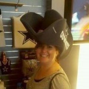 Meet your Posher, Christy